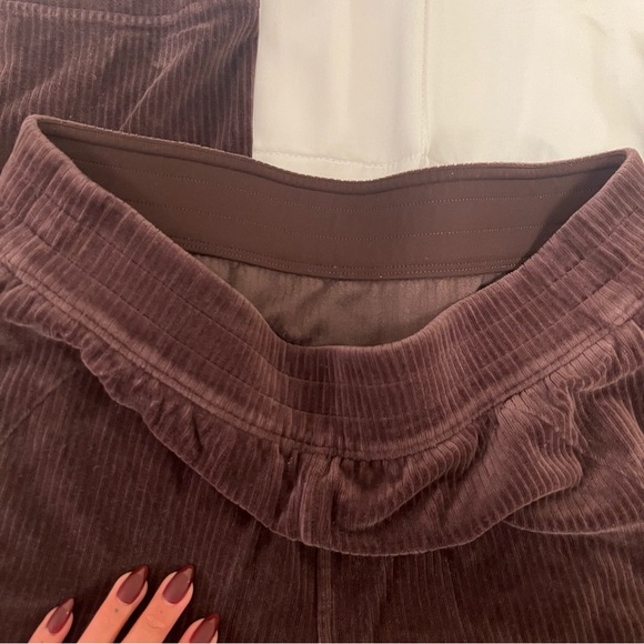 Lululemon Scuba MR Ribbed Wide-Leg Pants - Picture 2 of 8